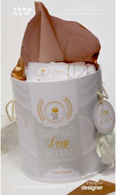 Trusou de botez cu ingeri si broderie personalizata aurie si pattern marble crem mint 3